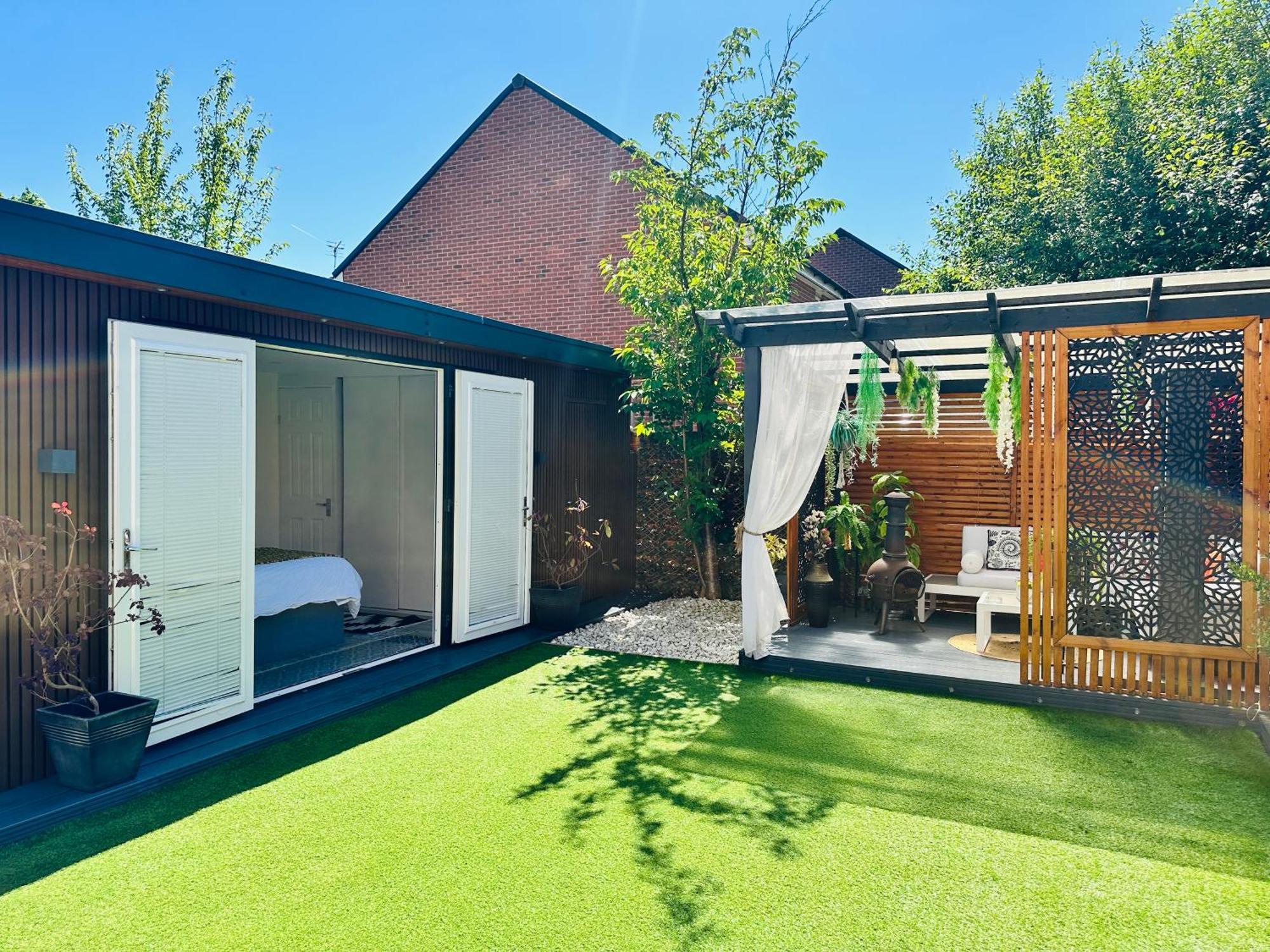 Meezee Pearl Double Bed Lodge With Free Parking Salford  Kültér fotó